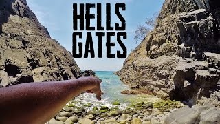 Cliff Diving Hells Gates Noosa