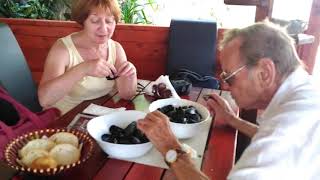 Очаровательный Герцог-Нови, Черногория ! Убедитесь сами !