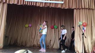 Флэшмоб на 8 марта!!! 2018 Классный танец)7"б". Школа 3. Отрадное.
