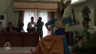 GOYANG KARAWANG