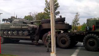 Украинская бронетехника. Везут на ремонт на завод им.Малышева