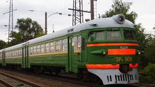 Сборная модель из бумаги электропоезда ЭР-2 в масштабе 1:45