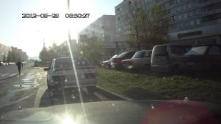 горит домик