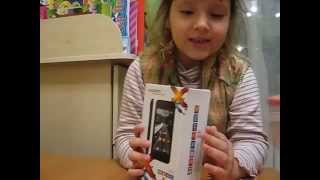 Настенька рекламирует телефон Texet 4672 x-navi