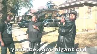 YaYa White (Behind The Scenes)