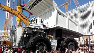 Dumper Rigido Liebherr T 282 C  al 29° Bauma di Monaco di Baviera