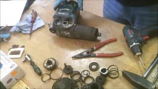 How to repair and find problem in Makita HR3000 hammer drill bad o-rings and hammer