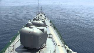 発砲　大迫力　２砲塔同時　護衛艦　しらね　DDH-143