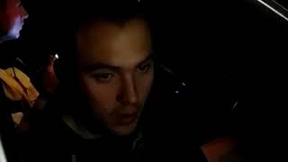 Пьяный вусмерть парень уверяет, что не сидел за рулём