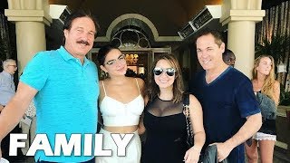 Ariel Winter Family Pictures || Father, Mother, Brother, Sister Partner!!!