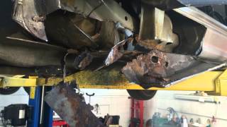 Замена порогов BMW e34. СТО "Static Service" Одесса, ул. Ген. Петрова 46а