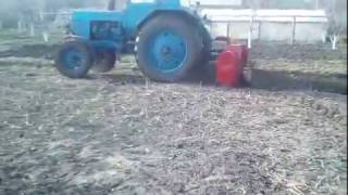 демонстрация почвенной фрезы