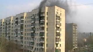 Пожар Челябинск Ул. Российская 59б. Пожарные  в день пожарной охраны (30 апреля 2010 год) ЧАСТЬ 1