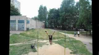 Как я учил скоумал на турнике =D