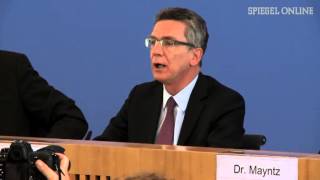 Minister unter Druck: Die "Euro Hawk"-Affäre