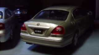 ミニカー（日産　シーマ）　前期・後期比較