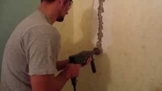 Штробление стены перфоратором. Установка подрозетников