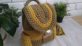 Рюкзак из ТРИКОТАЖНОЙ ПРЯЖИ с КАРМАШКАМИ по бокам. Обзор.