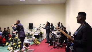 frere audit kabangu- promo - Concert live 28th of December 2013 in Dublin part1