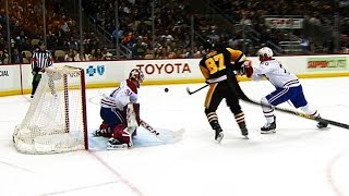 Goal of the year: Crosby's insane hand-eye coordination