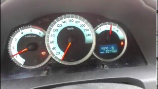 Как  уменьшить или увеличить  яркость приборной панели на Toyota Corolla Verso