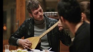 Kuzey Güney 11.Bölüm Kıvanç Tatlıtuğ Saçlarını Yol Getir Türküsü