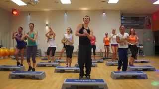 ZUMBA STEP - Lola ( Bana C4 Ft. Flex Et Skalpovich ) / Calypso / soca