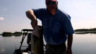 8.8 # Florida Everglades Rock Pit Hawg Bass Fishing!