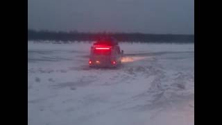 Вот они дороги Якутии. Переправа Через реку Лена.