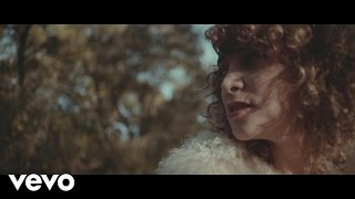 Gaby Moreno - O, Me (Official Video)