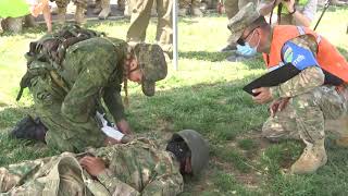 «Военно-медицинская эстафета-2020»: спасение условно раненых на поле боя