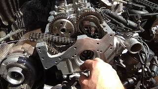 #carcityавто Mercedes W203 W211 Cdi Как Правильно выставить метки ГРМ распредвалов и коленвала.®️