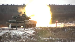 Занятия по боевой подготовке с военнослужащими гвардейской танковой армии ЗВО в Подмосковье