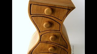 Оригинальные деревянные комоды из дерева.