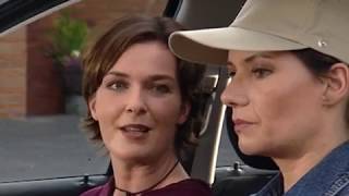 Nina & Erika   32 french, eng  sub
