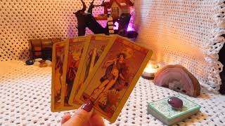 Ele (a) ainda está no meu caminho?  ** O Tarot Responde - Velda **