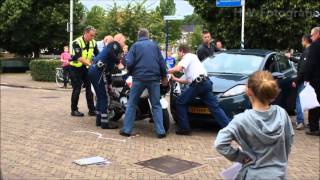 Ongeval tussen politiemotor en personenauto