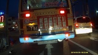 バイクにドライブマン1080装着。LEDヘッドライト1800ルーメン　ドライブレコーダー　drive camera　RVF400　NC35