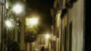 Παπάζογλου Νίκος ~ Κανείς εδω δεν τραγουδά...