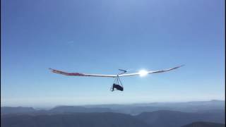 Volando Atos VQ en Àger