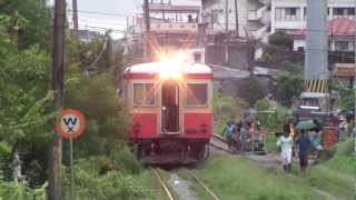 フィリピン国鉄（PNR）キハ52　Santa Mesa駅入線