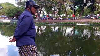 Câu cá tại công viên Lê Thị Riêng Sài Gòn 2017