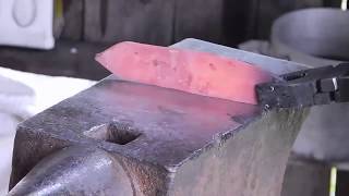 Делаю нож из клапана. Ковка, слесарка, шлифовка...