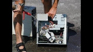 НАСРАЛИ В КОМП!!! Принесли на ремонт ржавый обассаный обосраный Компьютер
