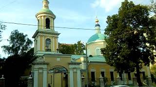Храм Тихвинской иконы Божией Матери в Сущеве. Колокольный звон на вечернюю службу.