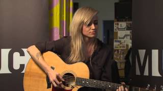Much Office Sessions: Lights - "Suspension" (Acoustic)