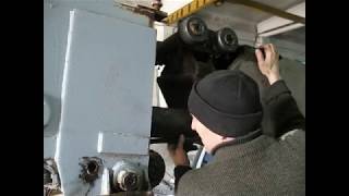 Сборка стрелы автокрана КС-3575А после ремонта гидроцилиндра выдвижения стрелы.