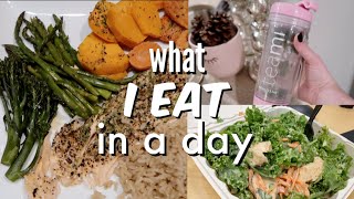 What I Eat in a Day | healthy recipes, meal prepping, how to eat healthy at work, grocery haul!