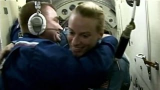 Новый экипаж добрался до Международной космической станции.