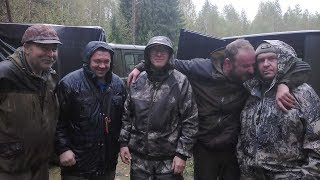 Охота на зайца с гончими  в дождь .
